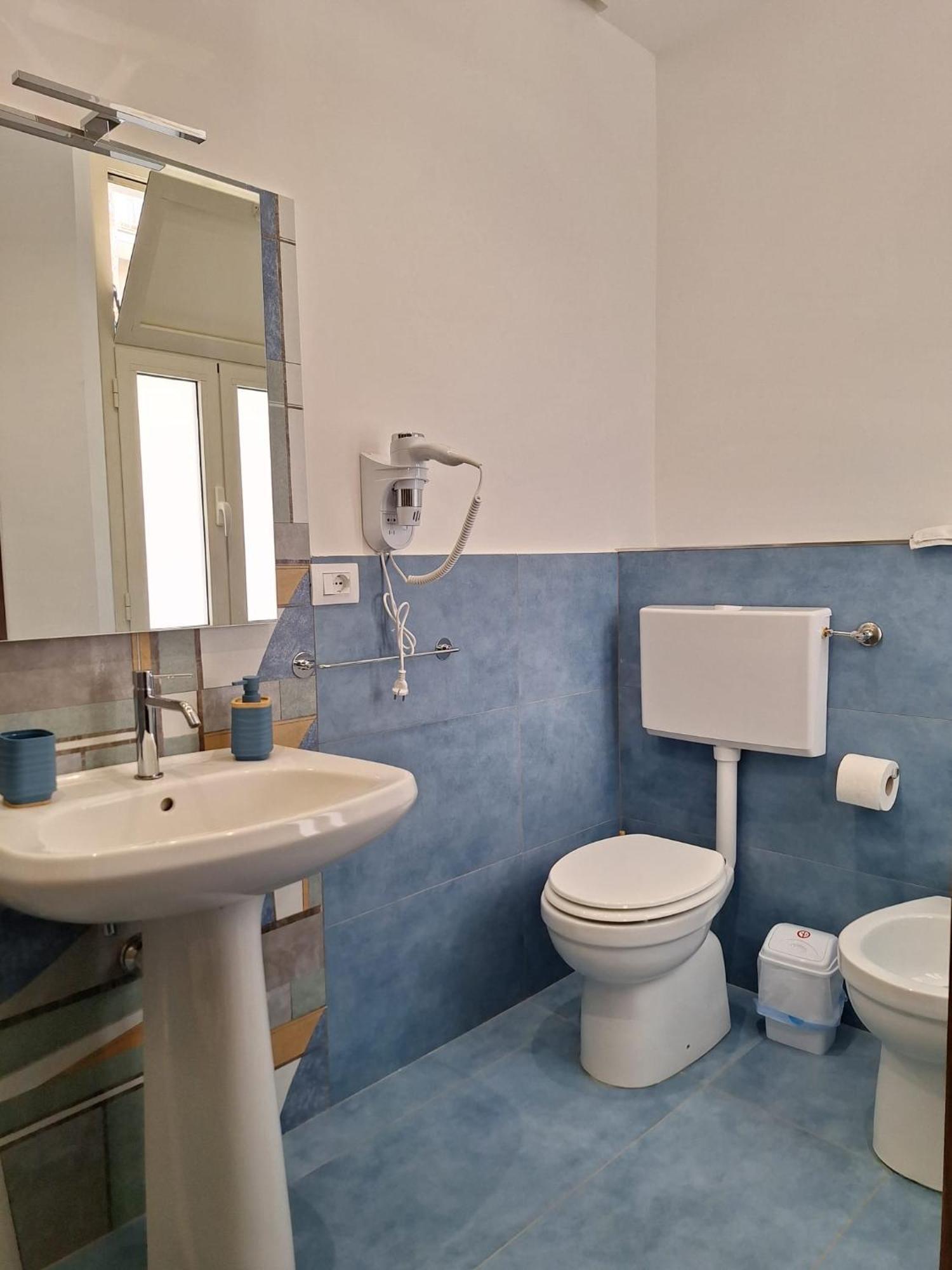 B&B Onda Marina Villa Bellini Catania Centro 外观 照片